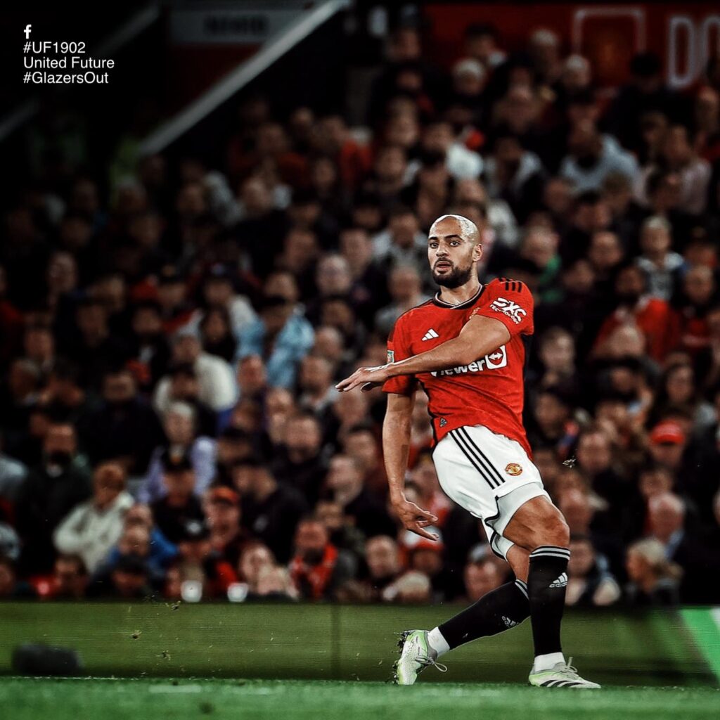 Sofyan Amrabat hoàn thành xuất sắc vai trò của vị trí hậu vệ trái Sofyan Amrabat hoàn thành xuất sắc vai trò của vị trí hậu vệ trái